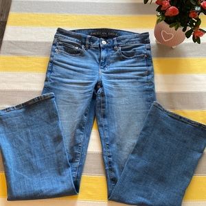 AE Ne(X)T level low rise boyfriend jeans.